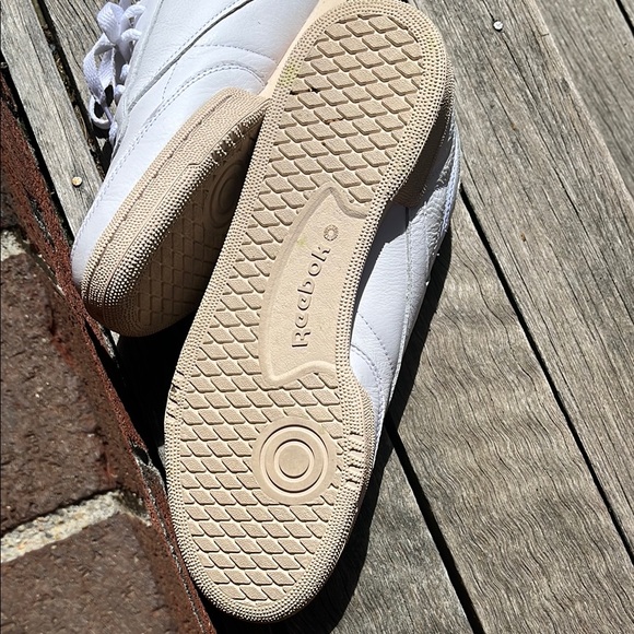 Reebok Women's Club C 85 Vintage Tennis Sneakers, Casual White Shoes Womens 11 - Picture 2 of 10